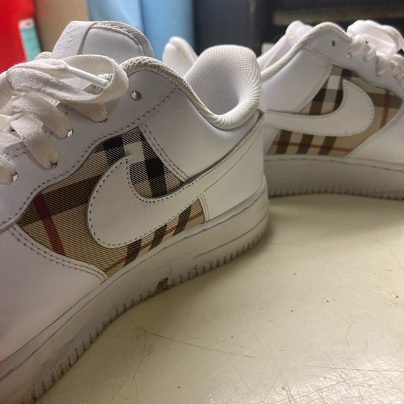 Custom Air Force 1 shoes - Picture 3 of 10